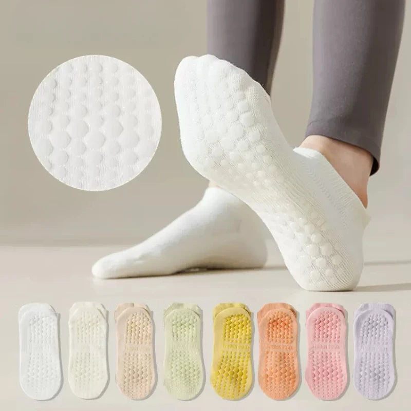 Meias Antiderrapantes para Yoga e Pilates – Conforto e Segurança para Seus Treinos!
