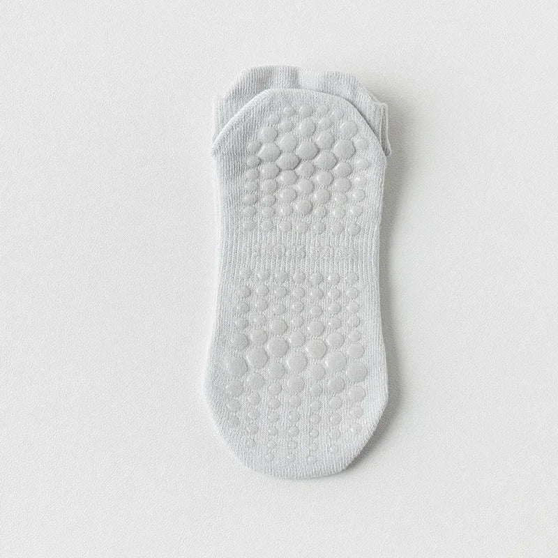 Meias Antiderrapantes para Yoga e Pilates – Conforto e Segurança para Seus Treinos!