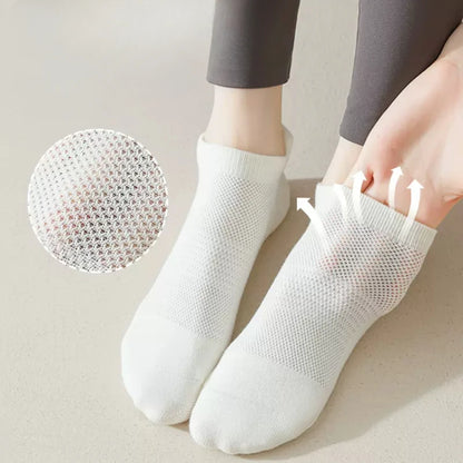 Meias Antiderrapantes para Yoga e Pilates – Conforto e Segurança para Seus Treinos!